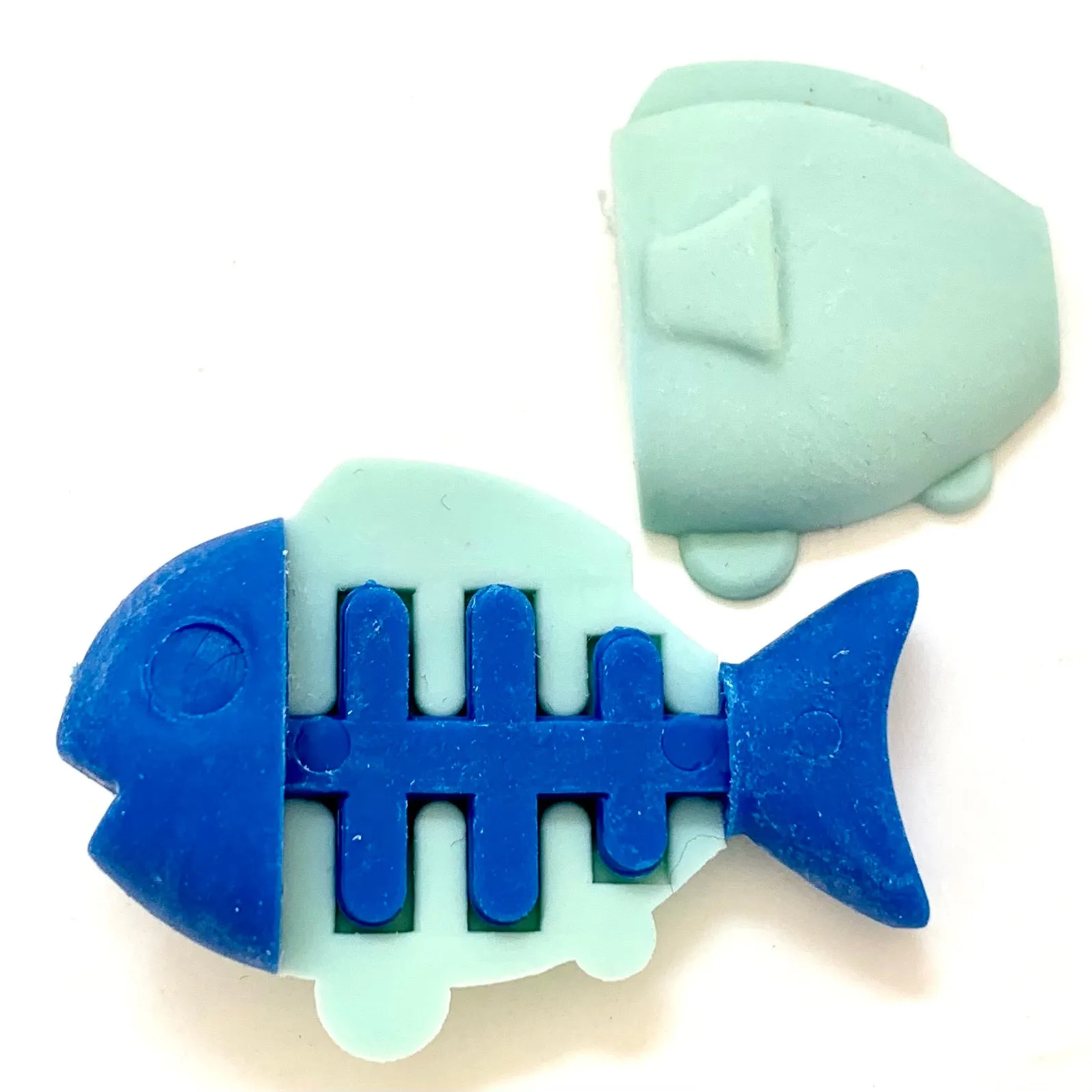 381111 FISH ERASER-4 COLORS-30