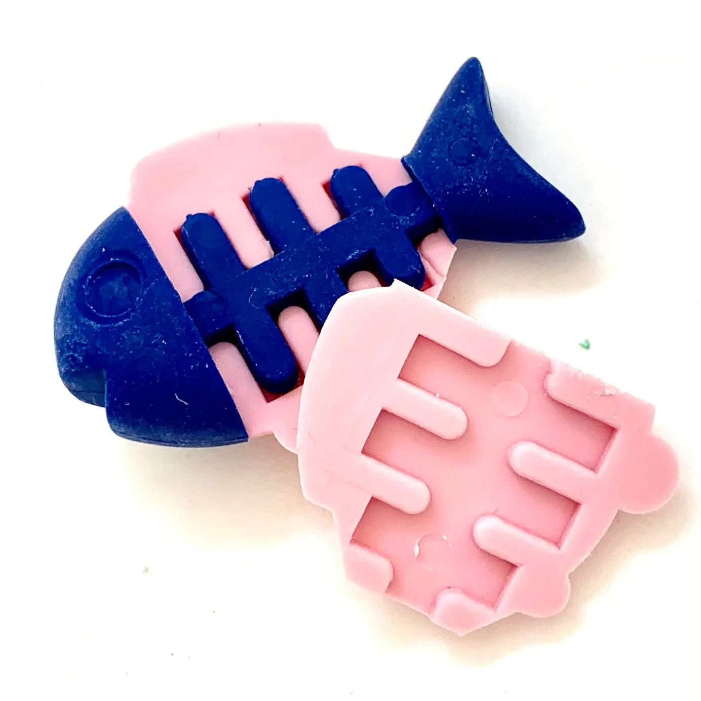 381111 FISH ERASER-4 COLORS-30