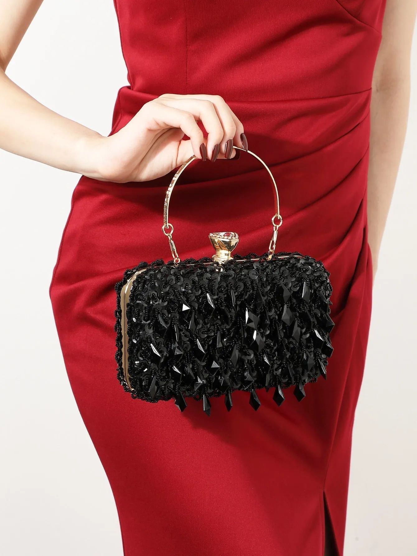 Beautiful Red Beaded Cocktail Purse