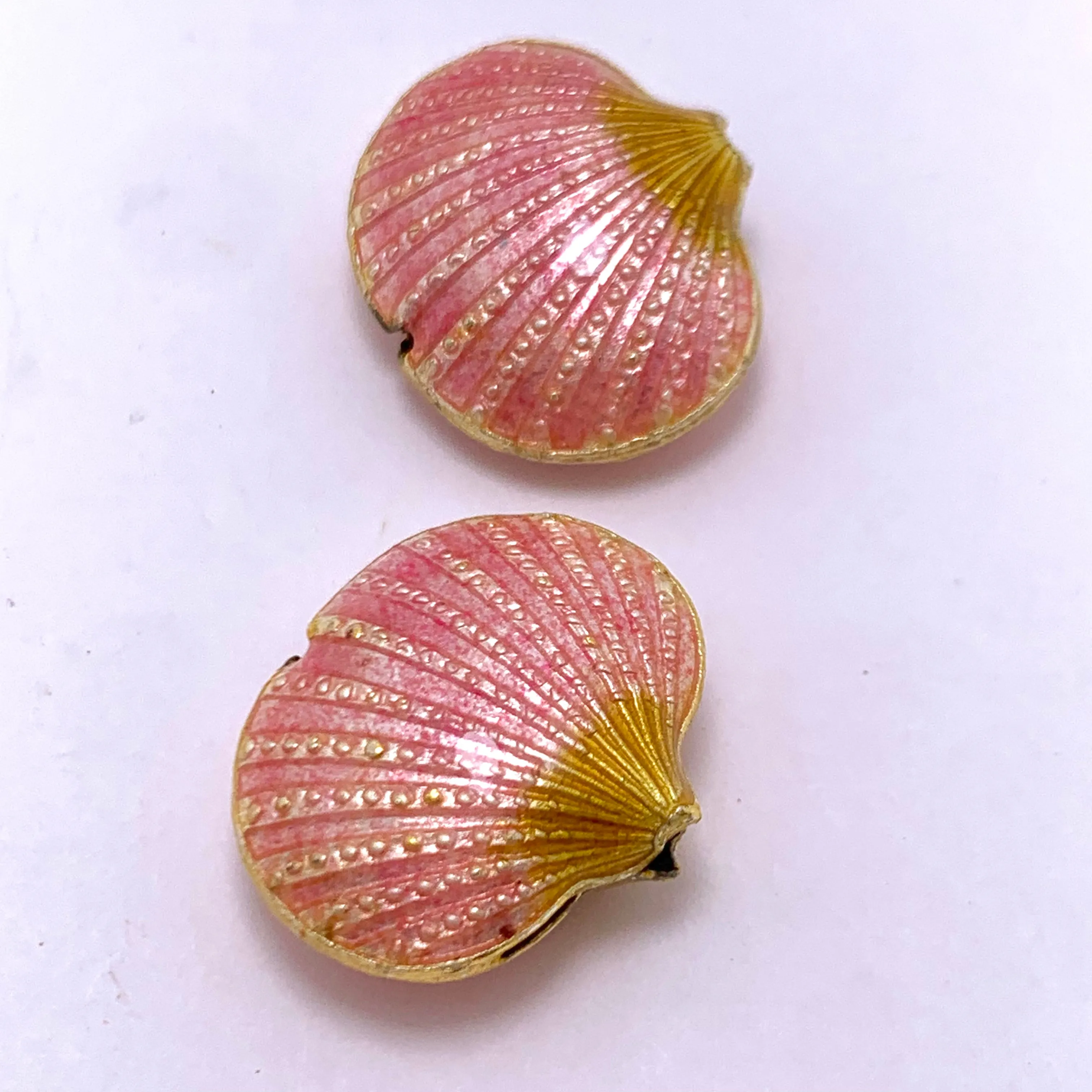 Cloisonne Shell Bead, Coral 20mm