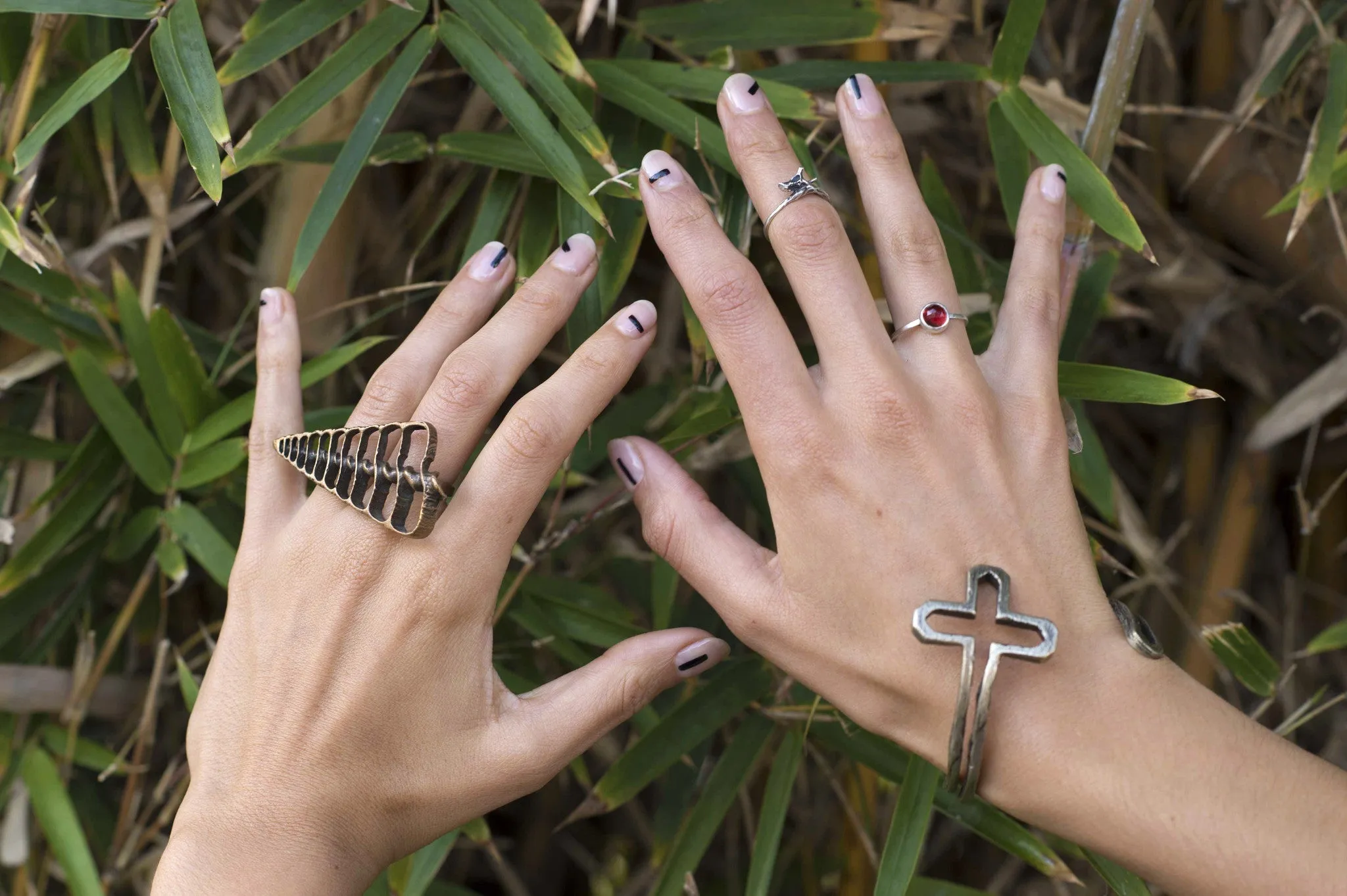 Double Knuckle Shell Ring