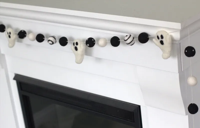 Felt Ghost Halloween Garland- Black & White, Dots & Swirls