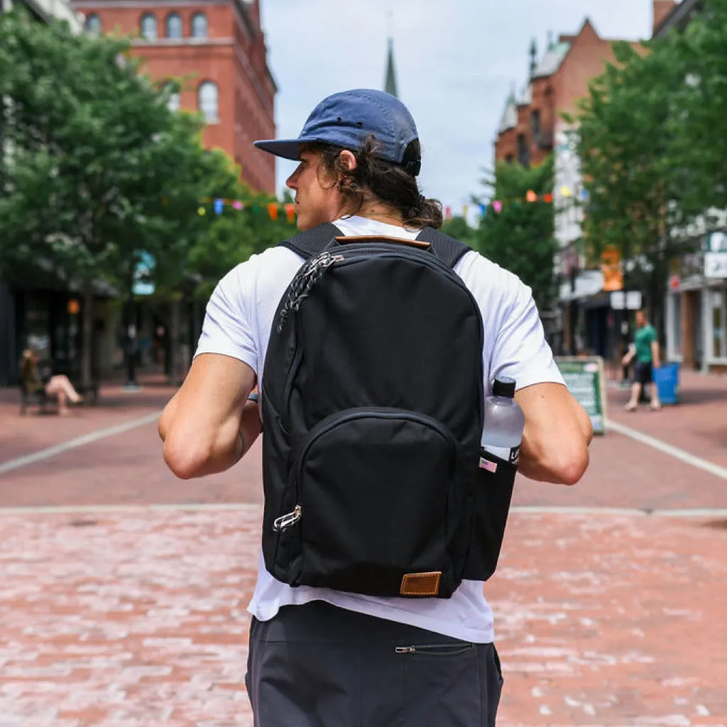 Flatiron Backpack 20L - Black