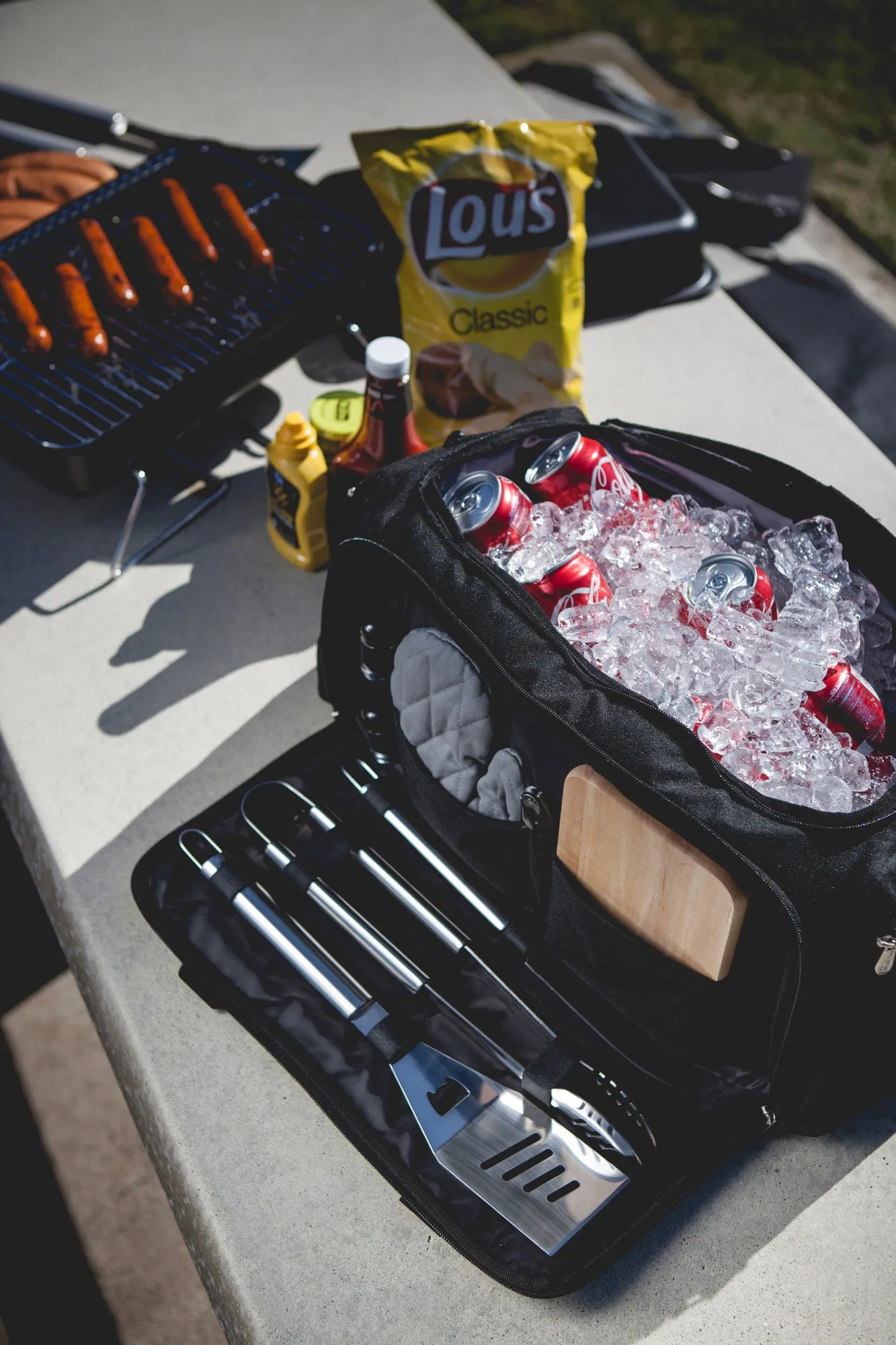 Georgia Bulldogs - BBQ Kit Grill Set & Cooler