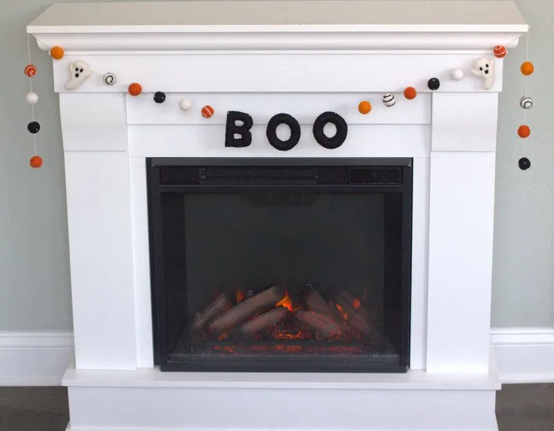 Ghost BOO Halloween Felt Garland- Orange & Black Swirls & Dots