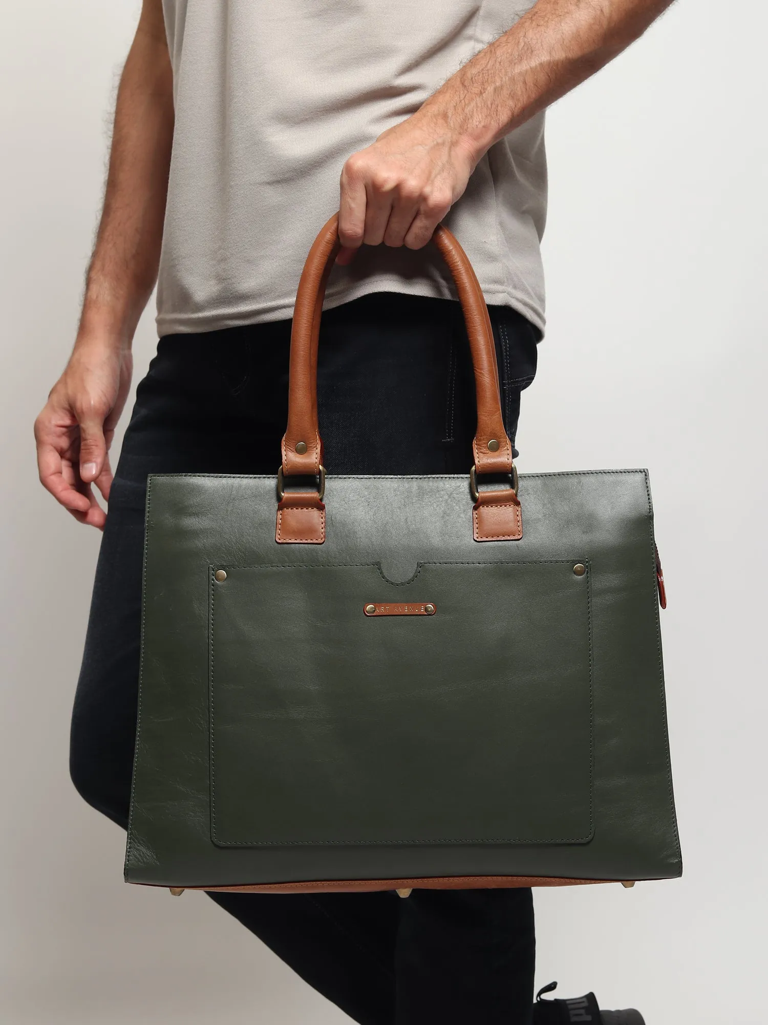 OLIVIA - LEATHER LAPTOP BAG  WITH LEATHER STRAP