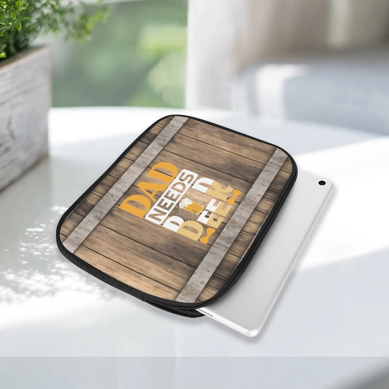 Tablet Sleeve - Dad needs a beer, awd-569