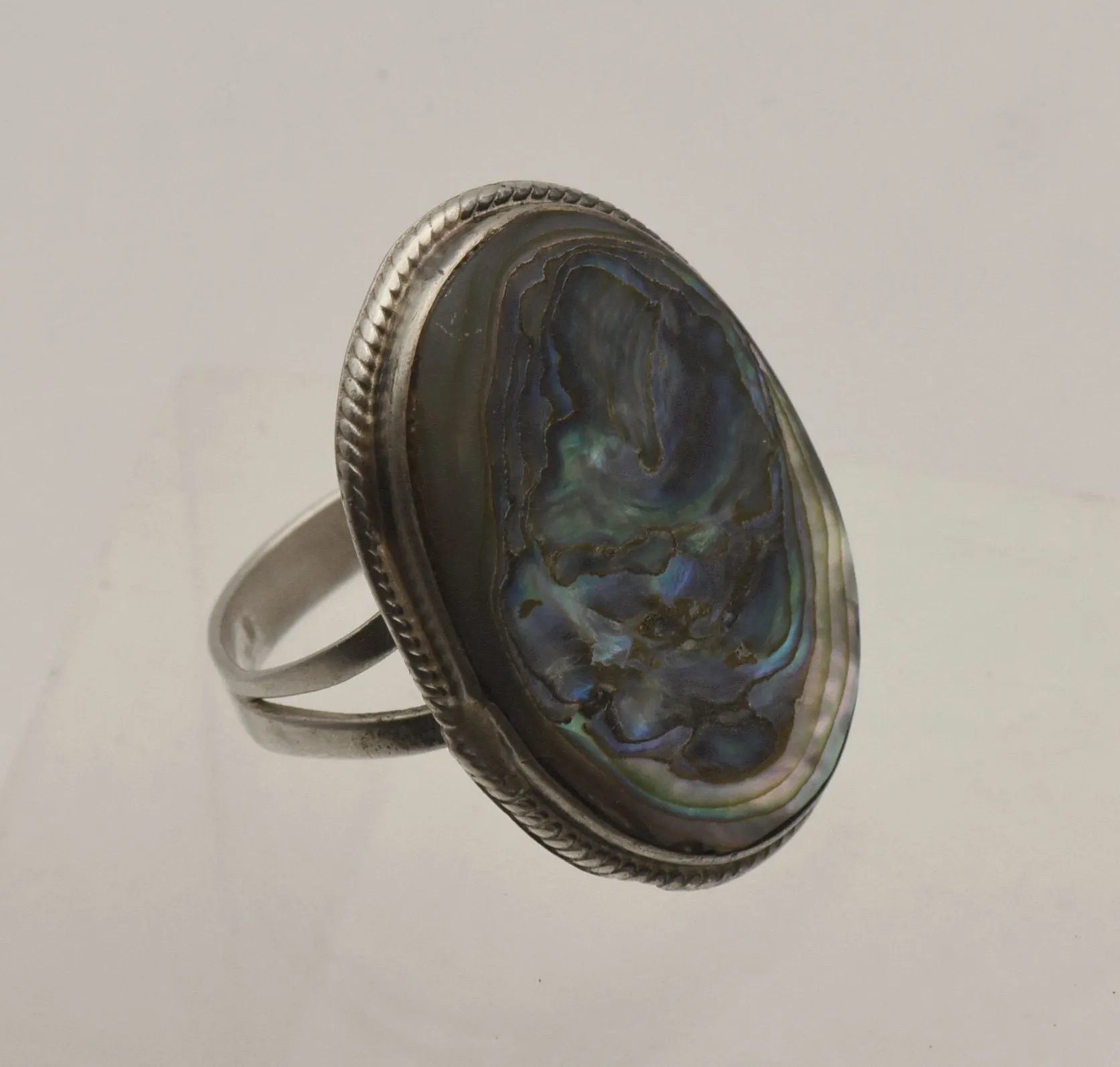 Vintage Sterling Silver Mother of Pearl Handmade Ring - Size 5.75